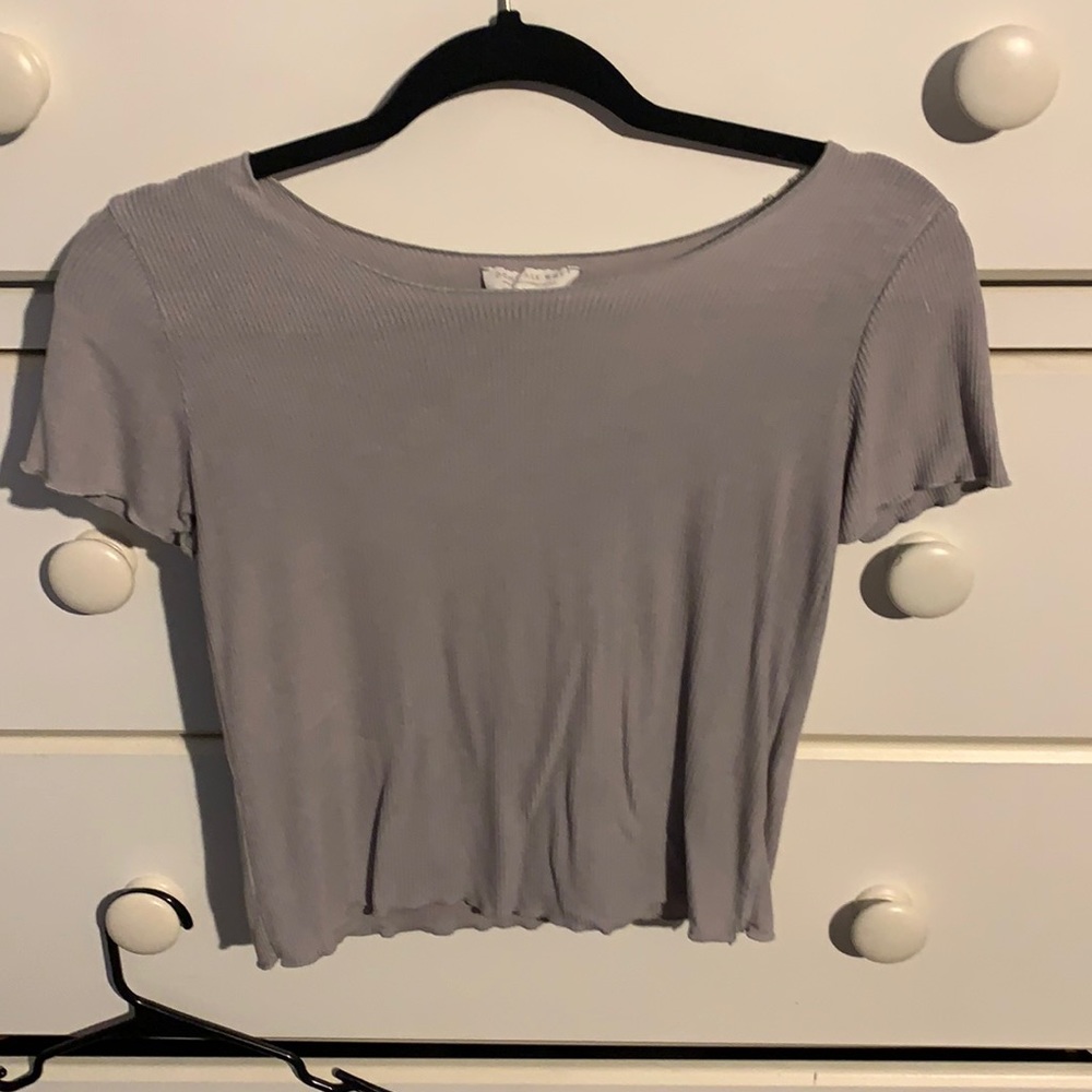 Light weights crop top